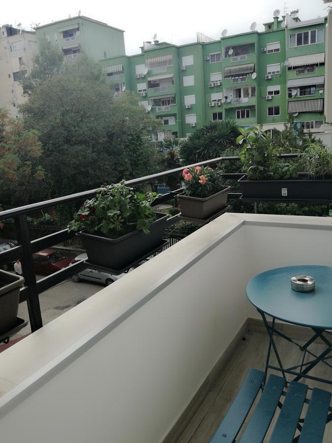 Absolute Blloku Apartment Tiranë Luaran gambar