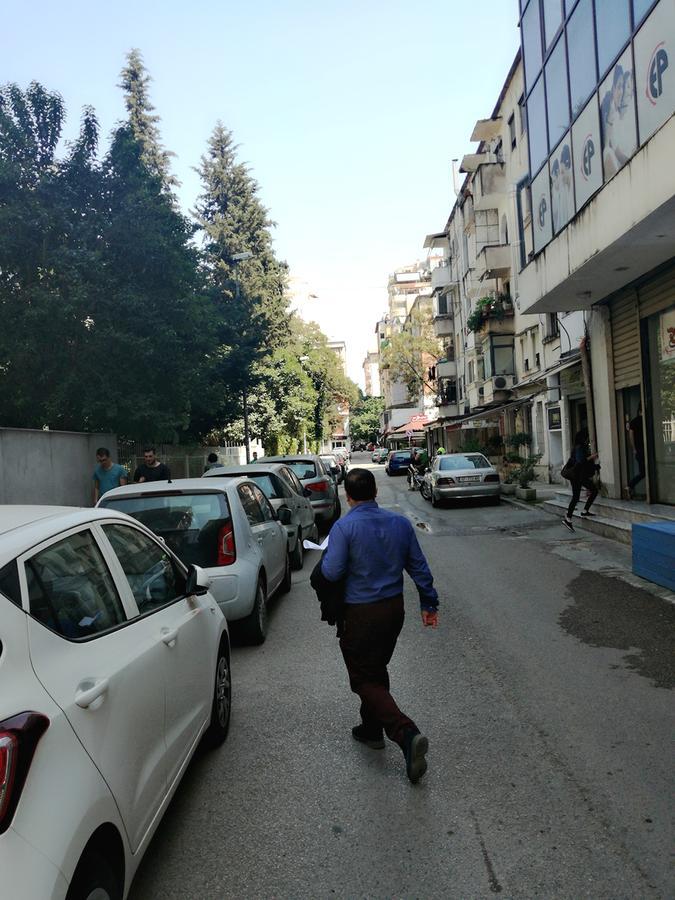 Absolute Blloku Apartment Tiranë Luaran gambar
