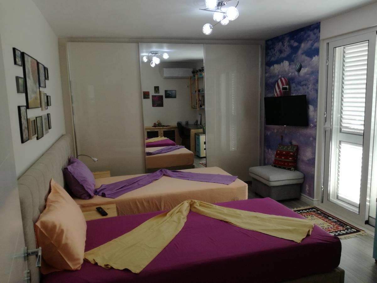 Absolute Blloku Apartment Tiranë Luaran gambar