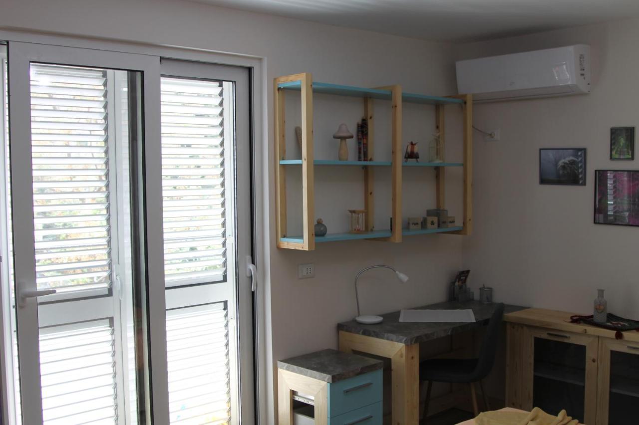 Absolute Blloku Apartment Tiranë Luaran gambar